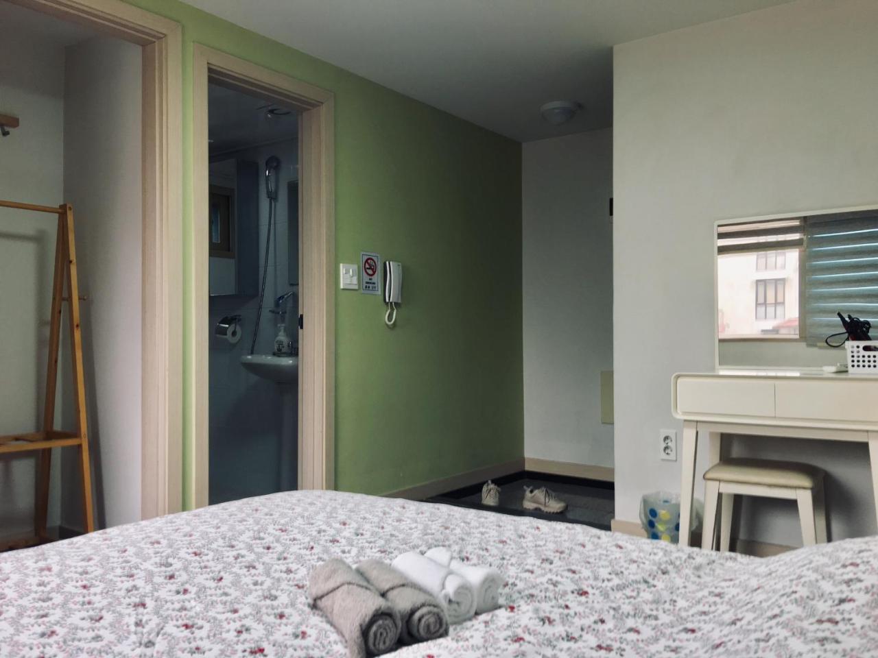 Hongdae Pencil Guest house Seoul
